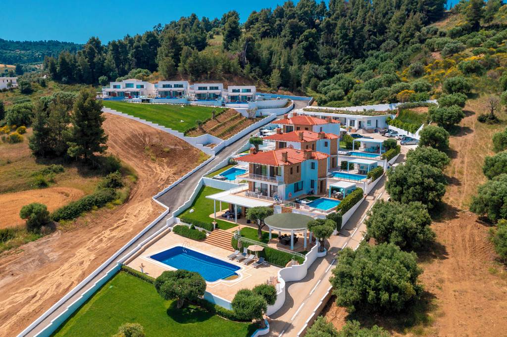 SKG_81180_Villa_D'oro_Luxury_Villas_&_Suites_0822_02.jpg