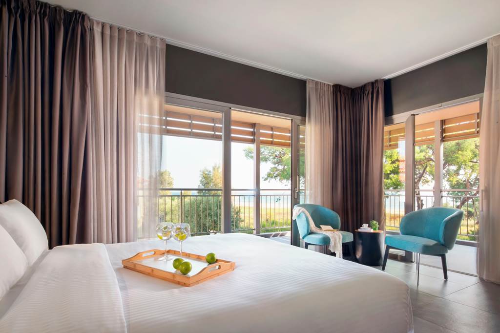 SKG_77332_Blue_Dolphin_Hotel_0123_04.jpg