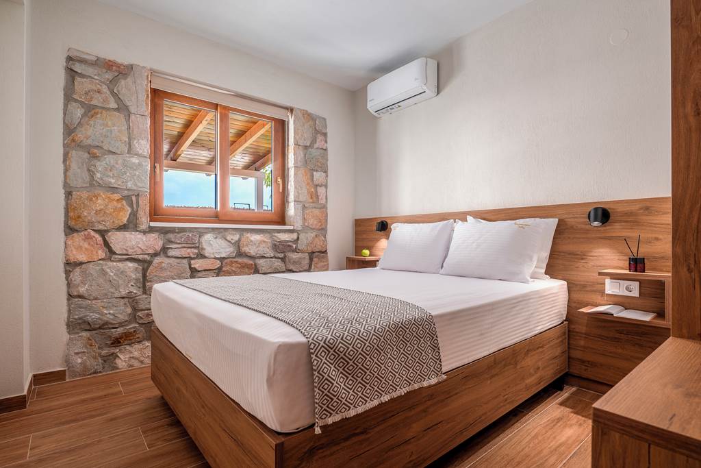 SKG_87310_Villa_Etthy_0224_05.jpg