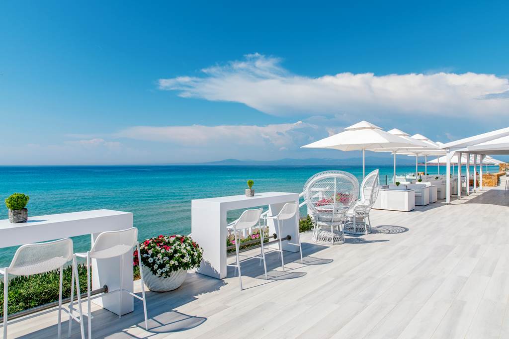 SKG_74164_Sani_Beach_0523_12.jpg