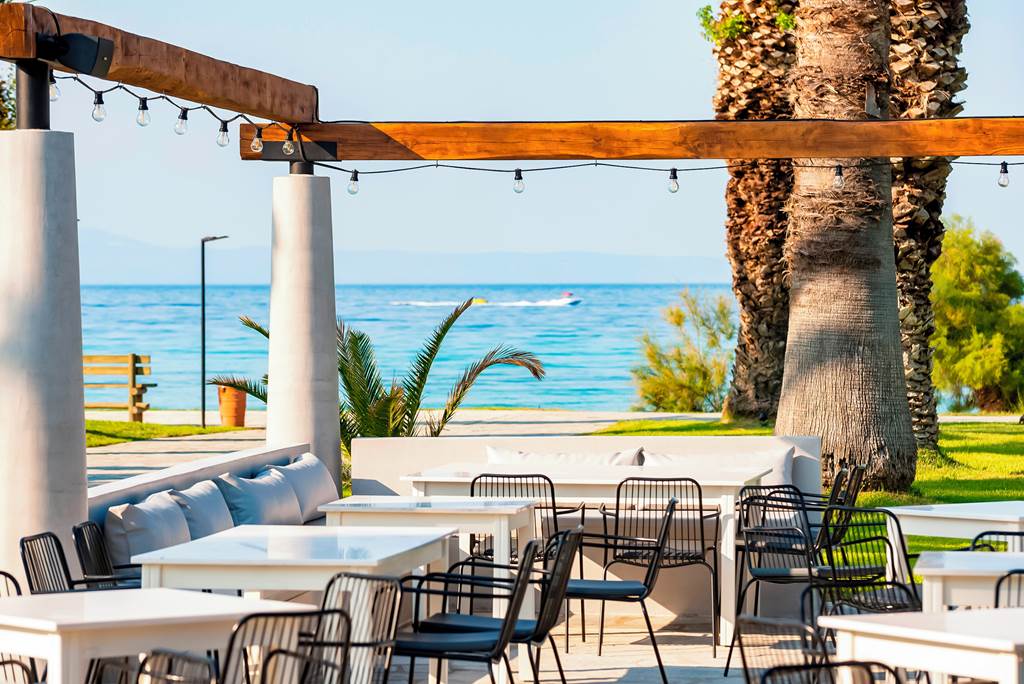 SKG_74441_Kassandra_Palace_0720_01.jpg