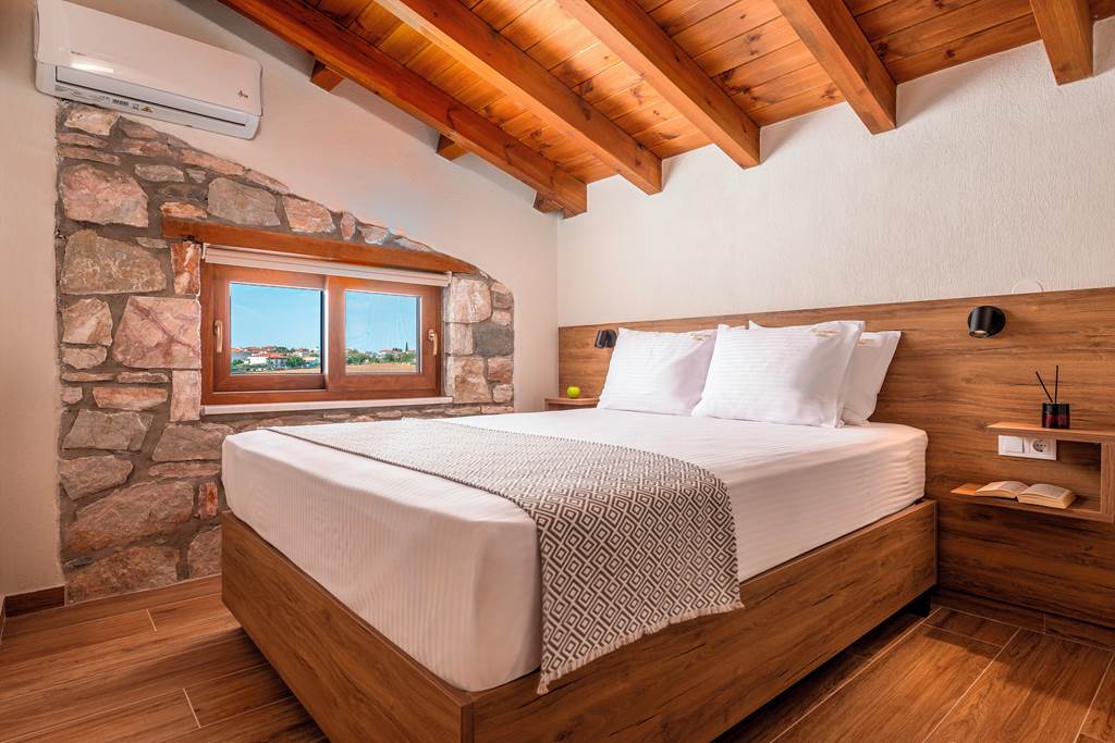 SKG_87310_Villa_Etthy_0224_07.jpg