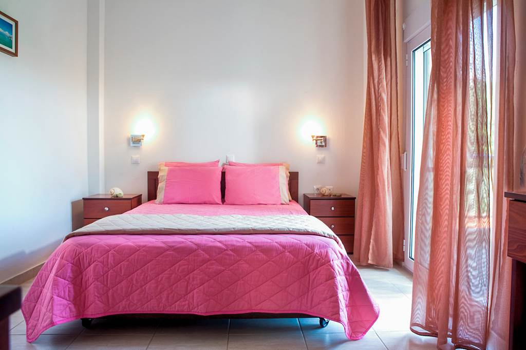 SKG_74166_Stratos_Hotel_0623_04.jpg