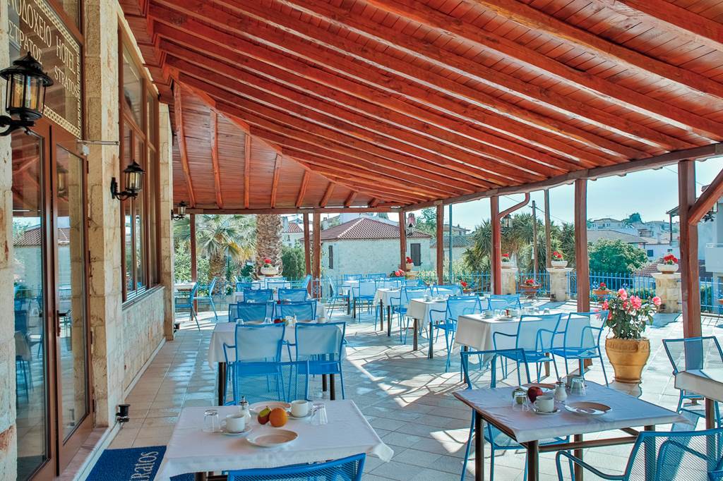 SKG_74166_Stratos_Hotel_0523_03.jpg
