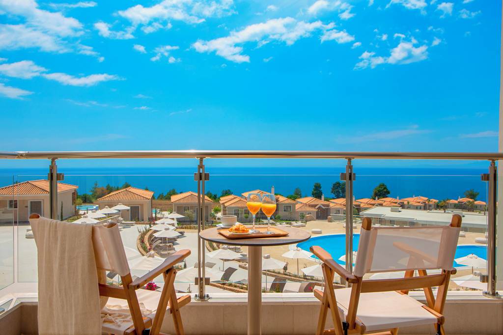 SKG_84822_Ajul_Luxury_Hotel_&_Spa_Resort_0623_32.jpg