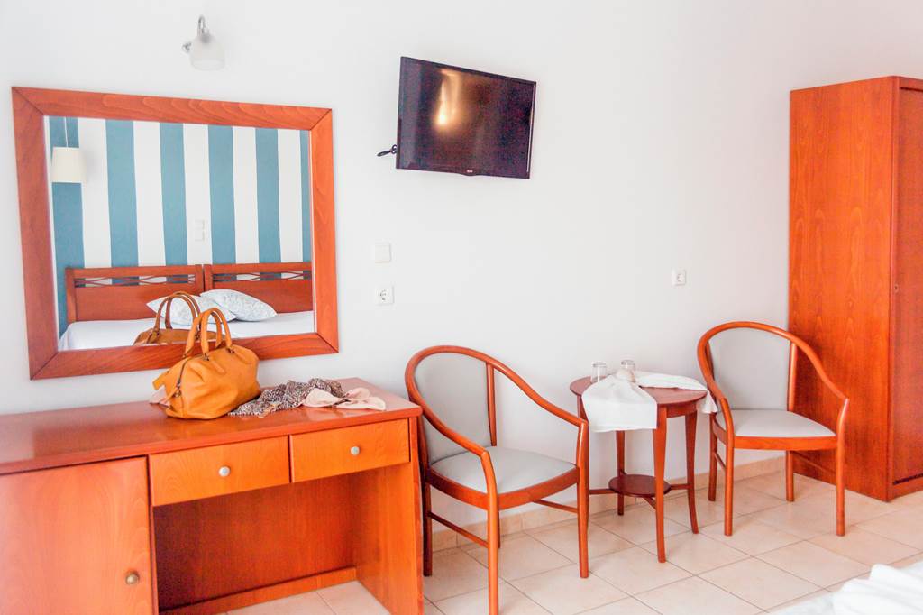 SKG_78726_Evripidis_Hotel_0523_03.jpg