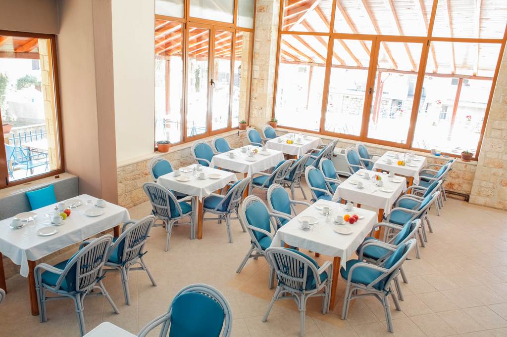 SKG_74166_Stratos_Hotel_0523_02.jpg