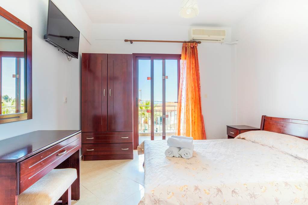 SKG_74334_Hotel_Medusa_0724_14.jpg