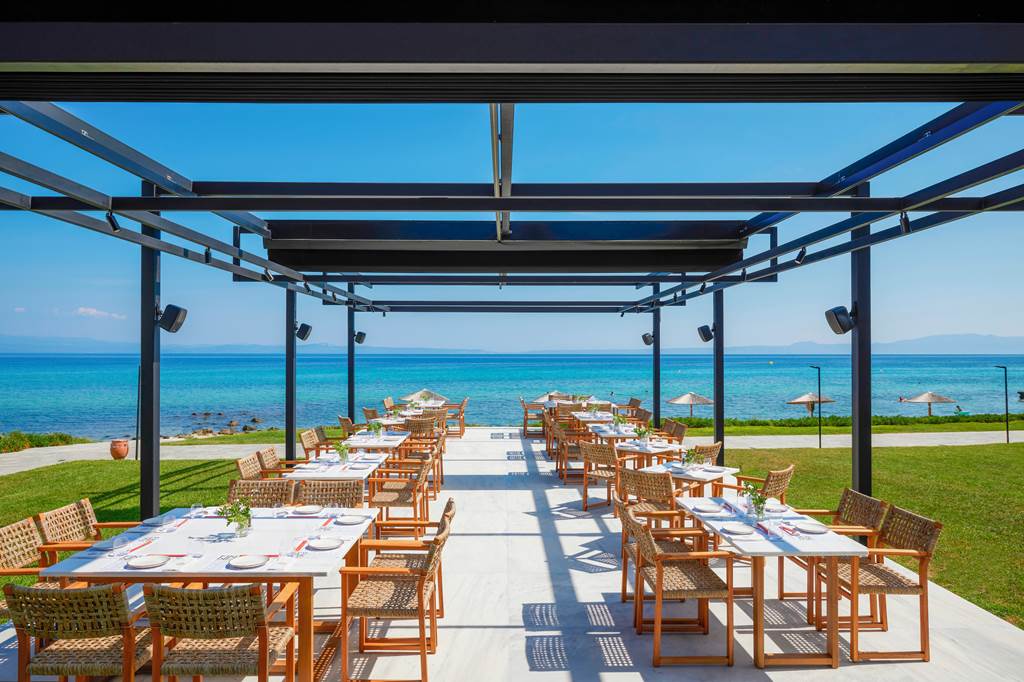 SKG_74441_Kassandra_Palace_0723_04.jpg