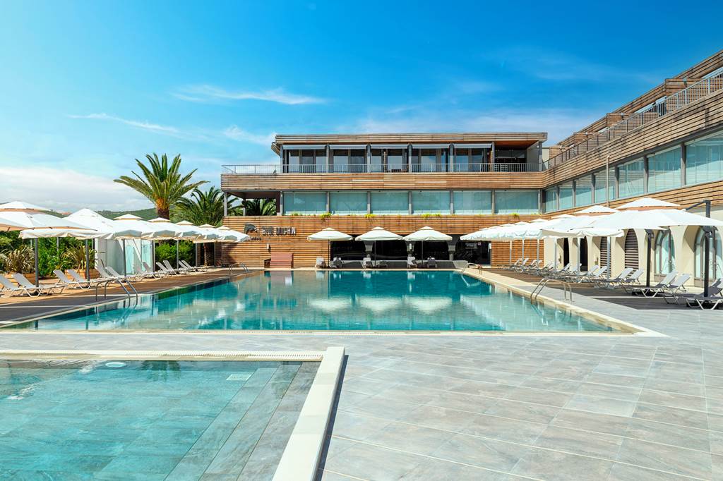 SKG_77332_Blue_Dolphin_Hotel_0624_09.jpg