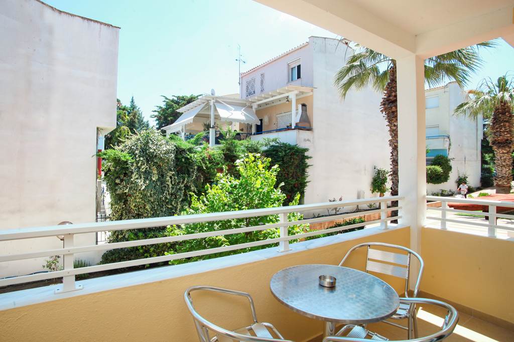 SKG_74726_Naias_Apartments_0321_08.jpg