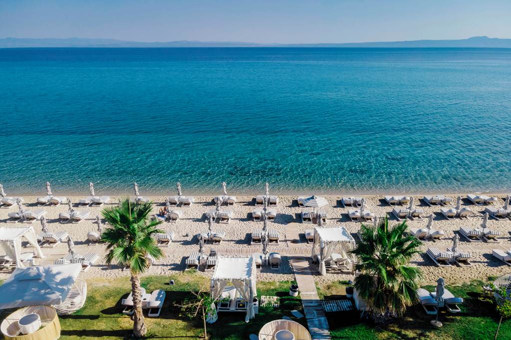SKG_80160_Blue_Carpet_Luxury_Suites_0325_23.jpg