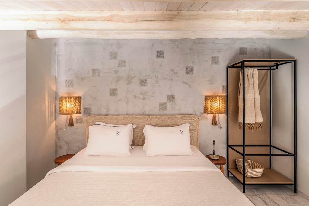 SKG_80160_Blue_Carpet_Luxury_Suites_0325_17.jpg