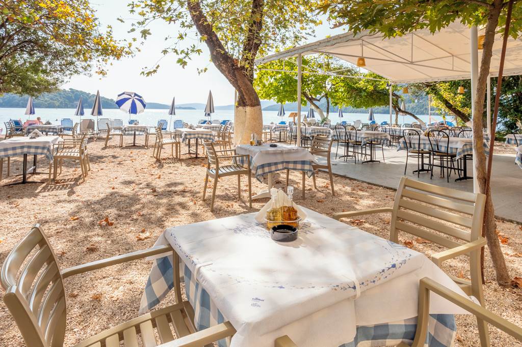 PVK_84396_Avra_Beach_Hotel_Nidri_1023_02.jpg