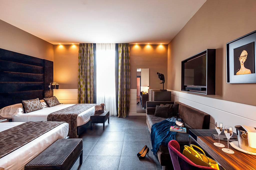 FCO_77807_The_Glam_Hotel_1221_03.jpg