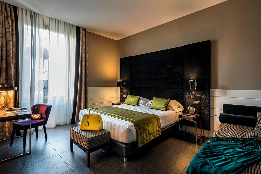 FCO_77807_The_Glam_Hotel_1221_01.jpg