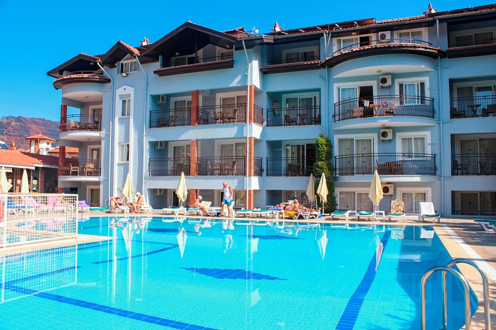 DLM_73219_Club_Sun_Village_Apartments_1221_21.jpg