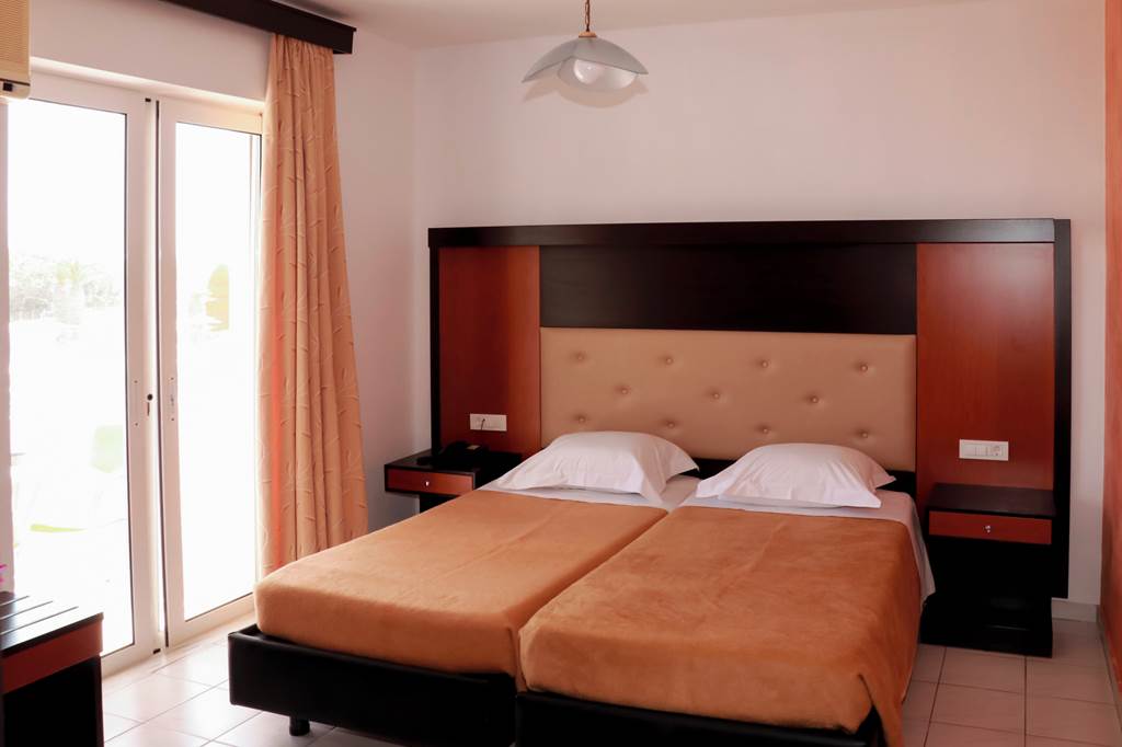 KGS_83423_Corali_Hotel_0822_02.jpg