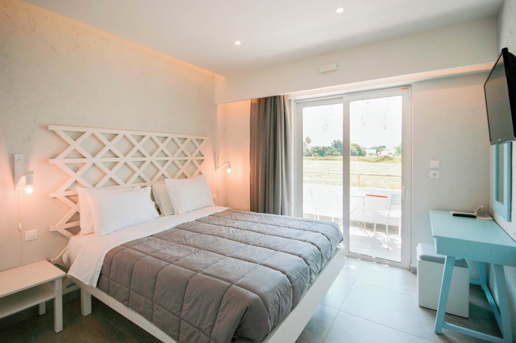 KGS_83956_Irina_Beach_Hotel_1022_05.jpg