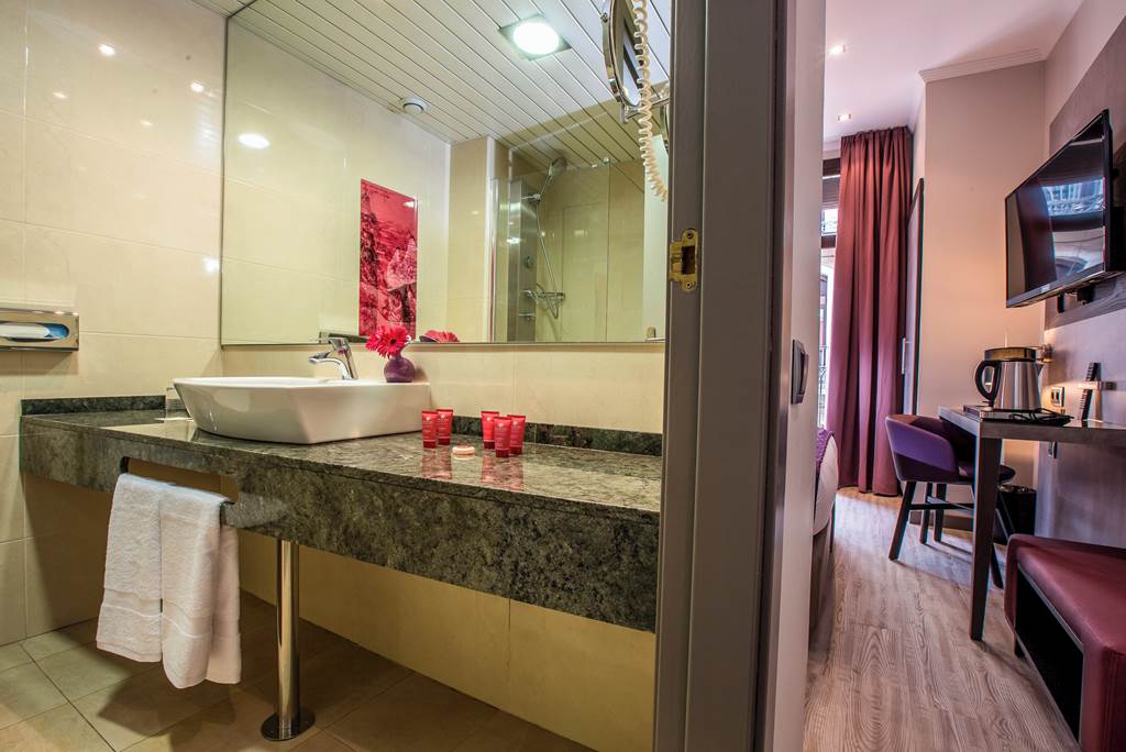 BCN_87771_Leonardo_Hotel_Barcelona_Las_Ramblas_0724_24.jpg