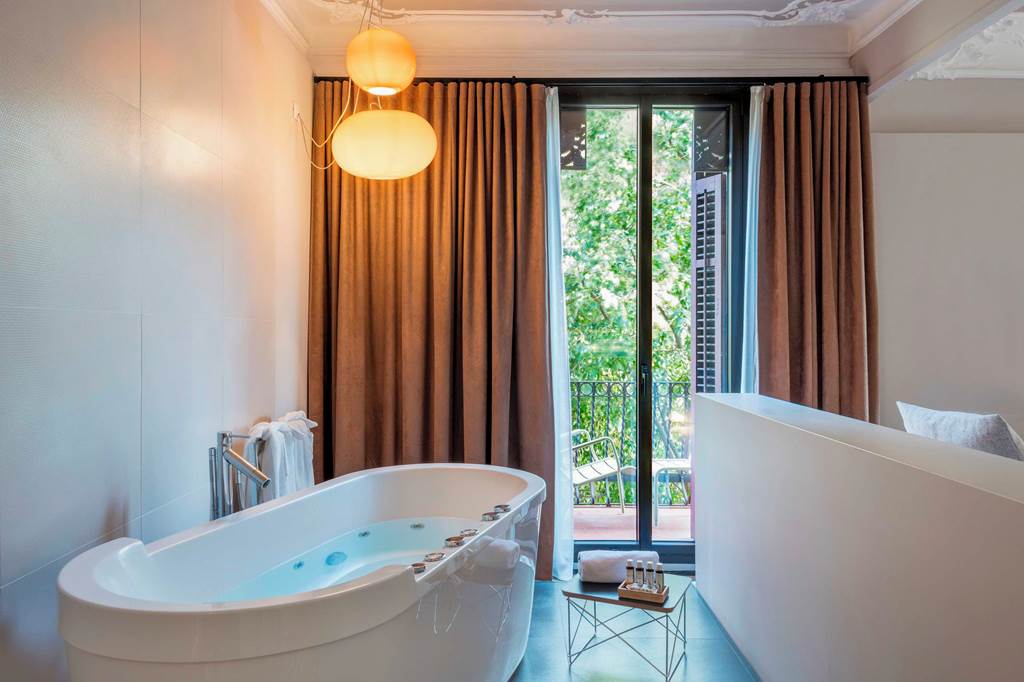 BCN_86250_Alexandra_Barcelona_Hotel_Curio_Collection_by_Hilton_1123_21.jpg