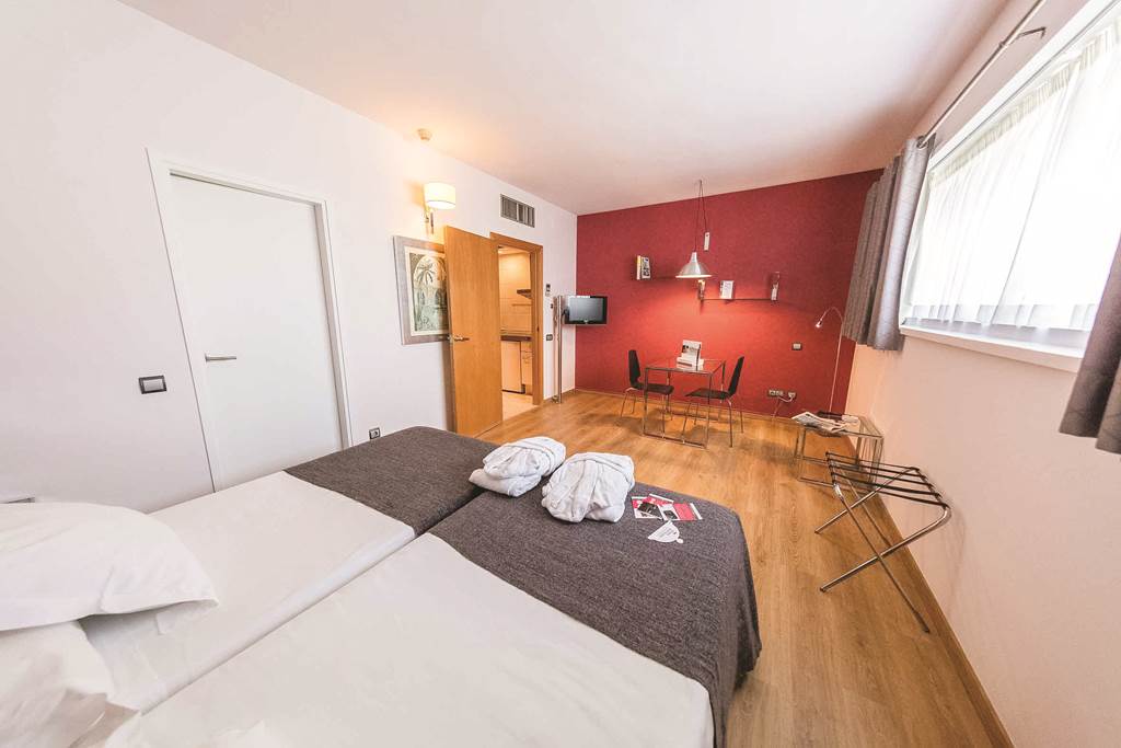 BCN_74637_Atenea_Barcelona_Aparthotel_1016_04.jpg