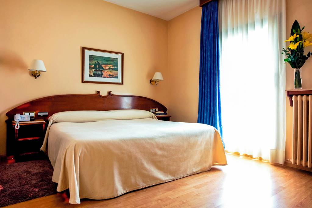 BCN_75710_Gaudi_Hotel_1218_02.jpg