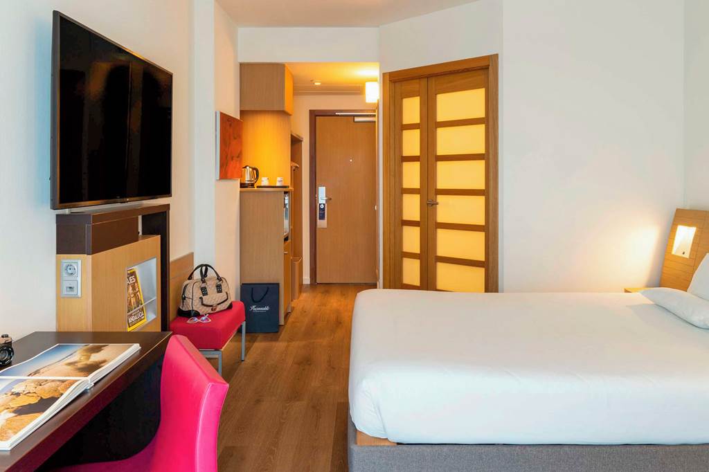 BCN_71748_Novotel_Barcelona_City_0723_05.jpg