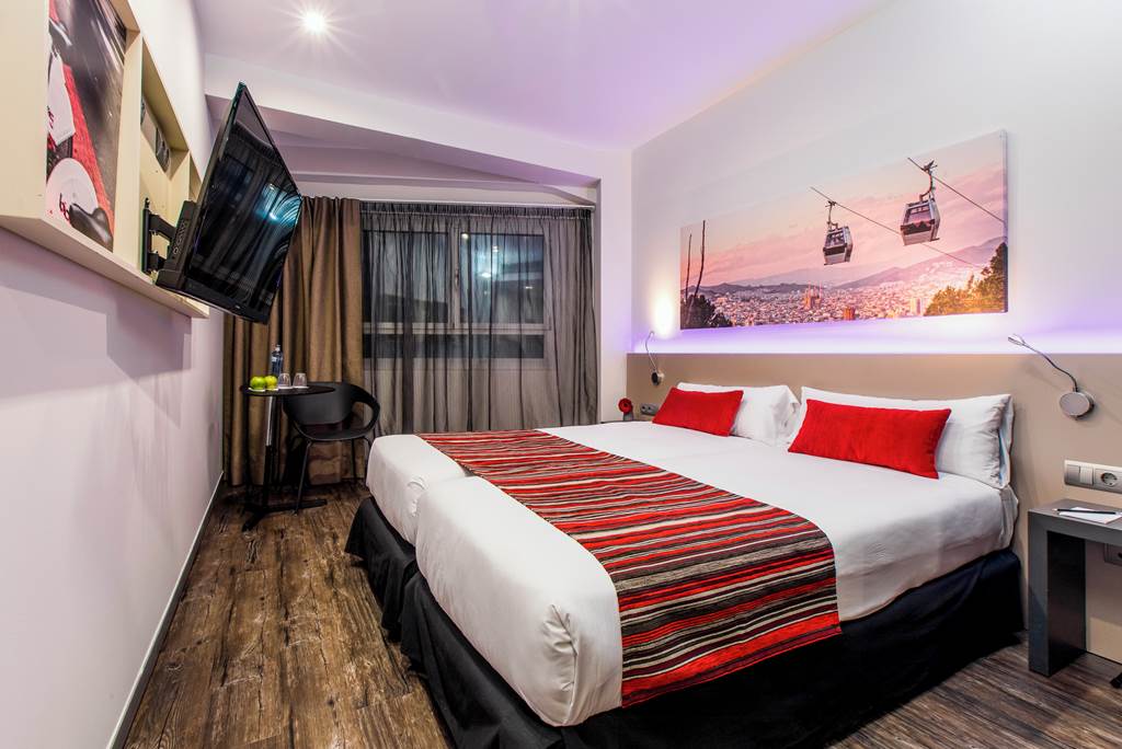 BCN_72934_Leonardo_Boutique_Sagrada_Famila_0724_03.jpg