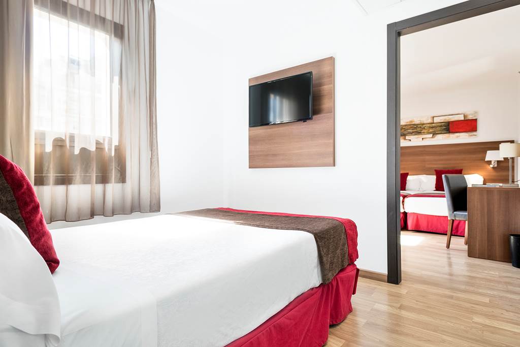 BCN_69030_Auto_Hoger_0817_02.jpg