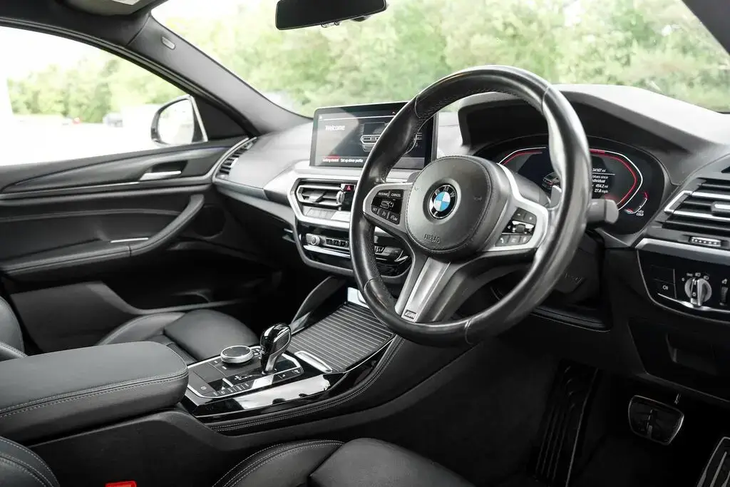 2021 BMW X4