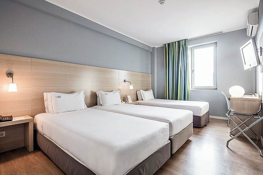 OPO_87300_Cliphotel_0324_02.jpg