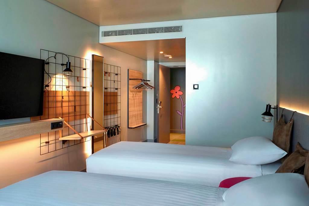 ATH_84000_Moxy_Athens_City_0822_15.jpg
