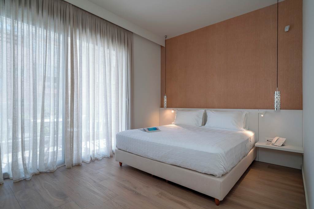 ATH_83655_Athens_Hill_Luxury_Apartments_0223_06.jpg