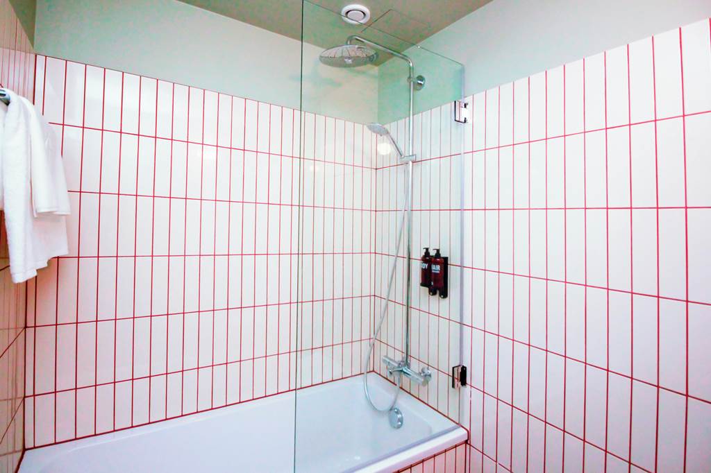 KEF_82098_Centerhotel_Grandi_0221_03.jpg