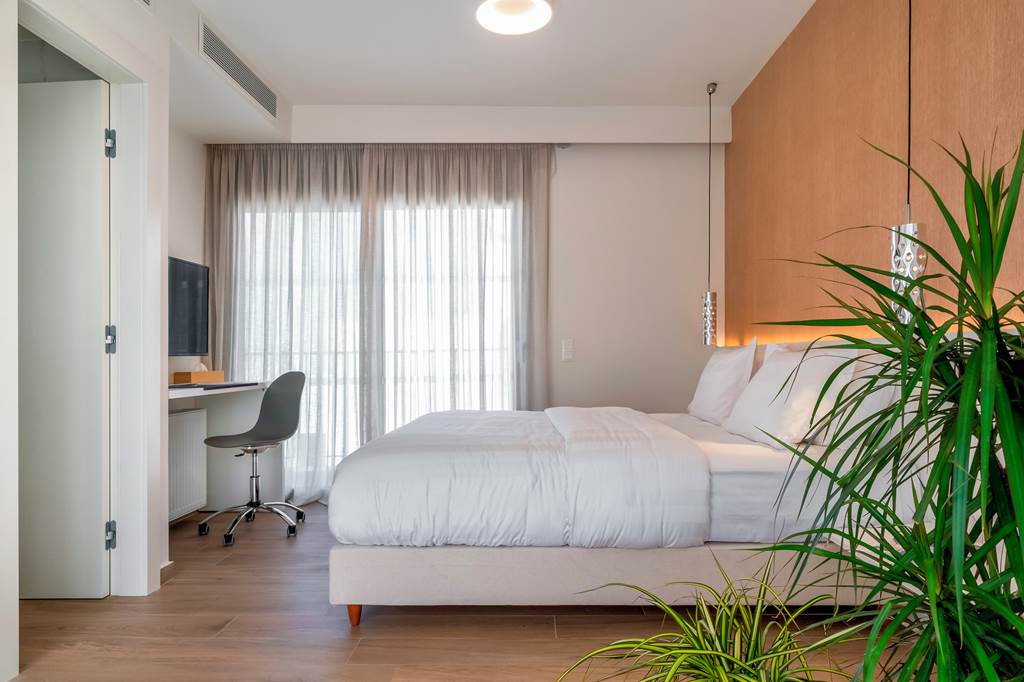 ATH_83655_Athens_Hill_Luxury_Apartments_0723_05.jpg