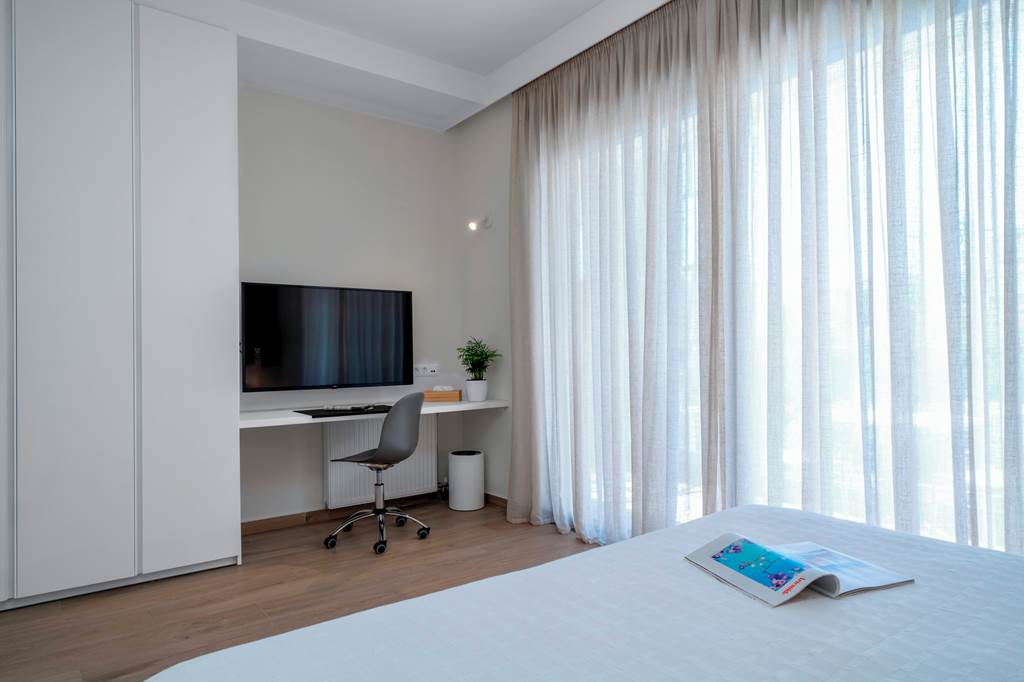 ATH_83655_Athens_Hill_Luxury_Apartments_0323_09.jpg
