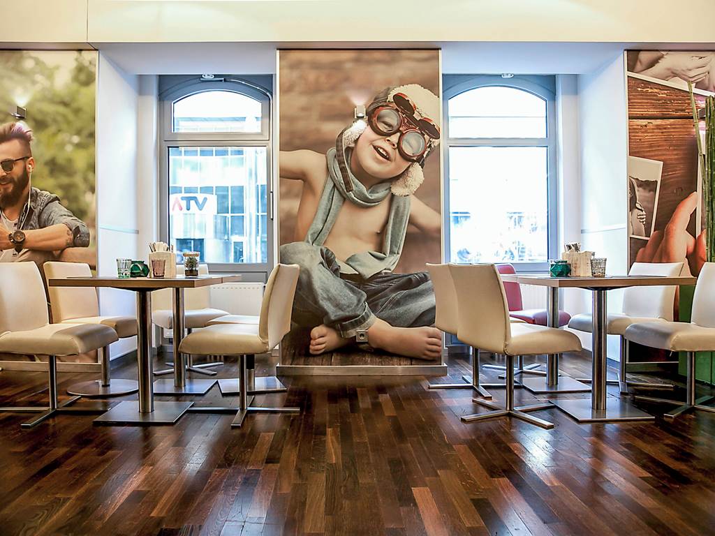 VIE_73936_Novotel_Wien_City_0823_05.jpg