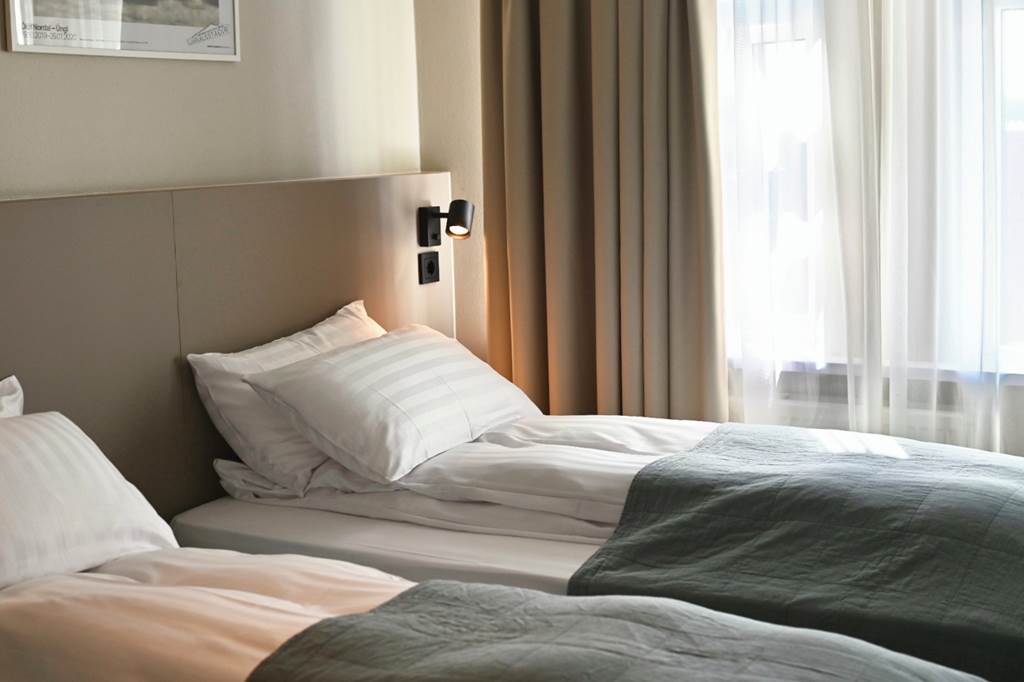 KEF_87939_Hotel_Local_101_1124_02.jpg