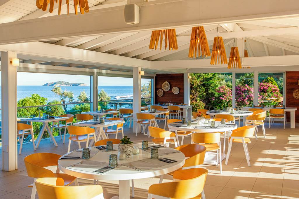 JSI_82474_Kassandra_Bay_Suites_0924_07.jpg