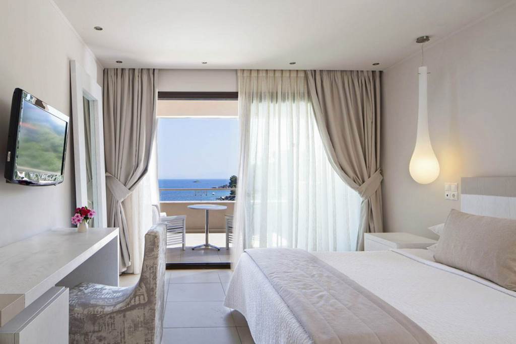 JSI_82474_Kassandra_Bay_Suites_0325_08.jpg