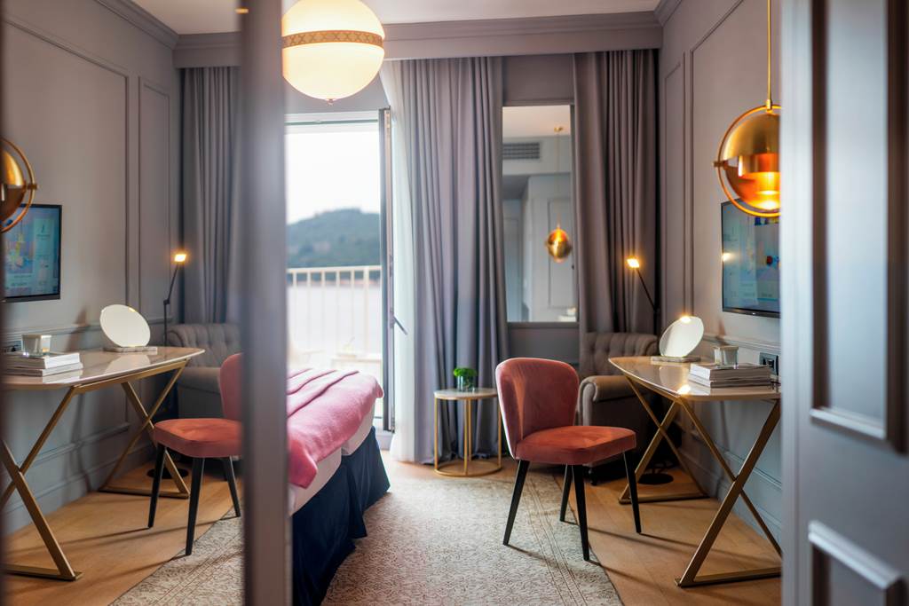 DBV_70327_Hotel_Excelsior_0724_01.jpg