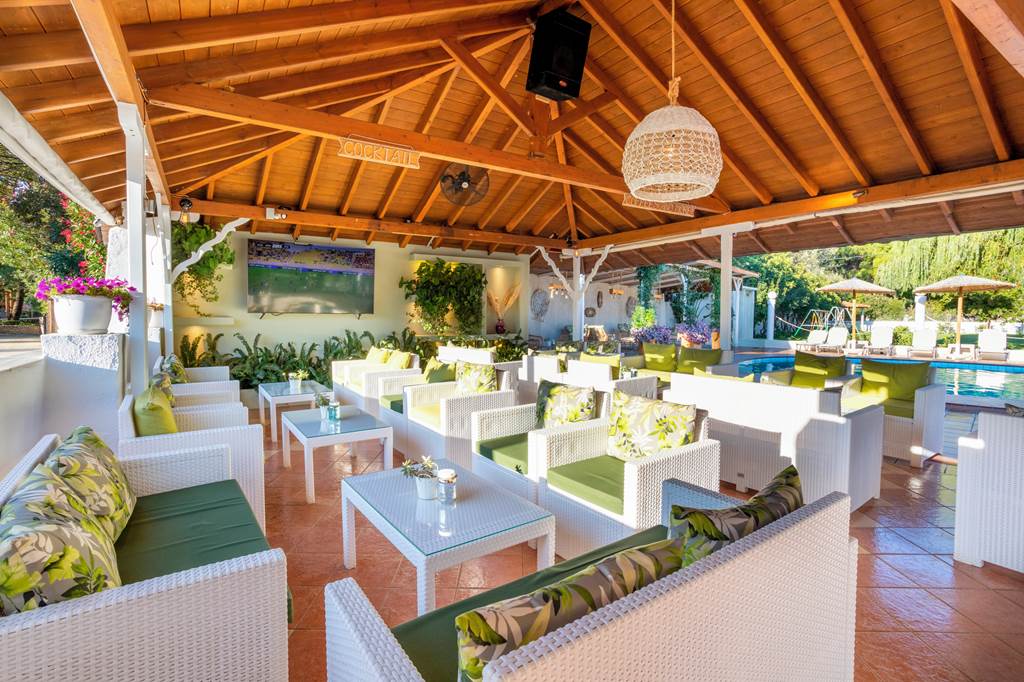 JSI_82443_Almira_Hotel_1021_07.jpg