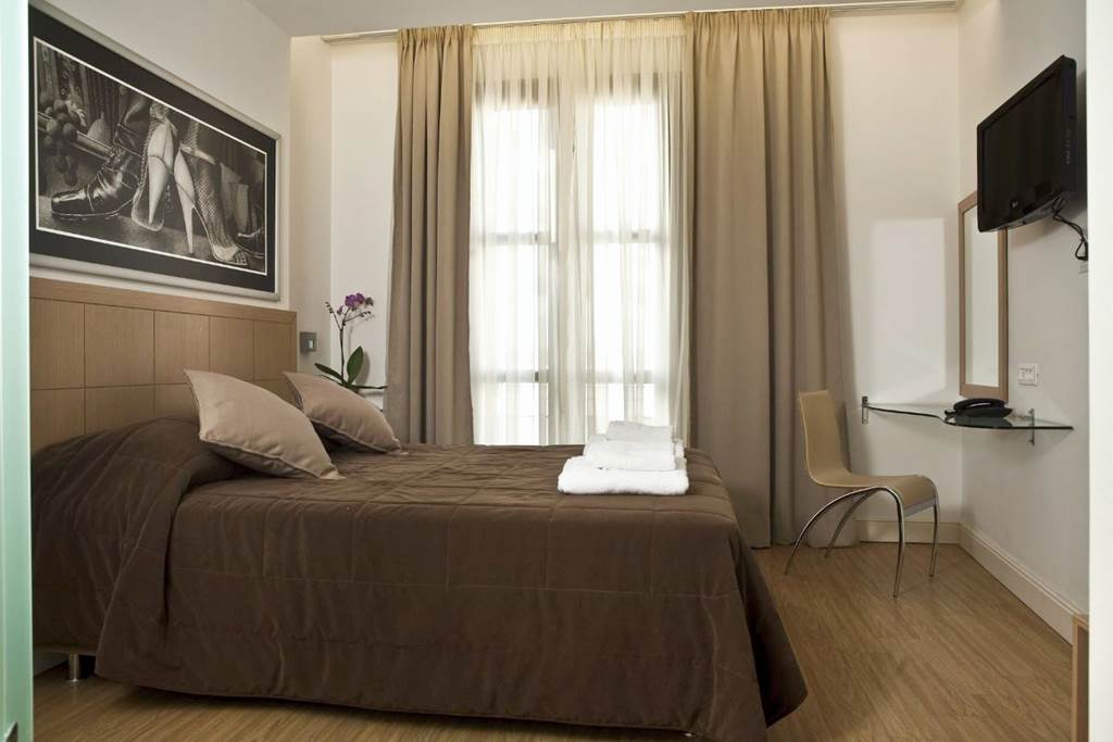 ATH_88472_Chic_Hotel_Athens_1124_05.jpg