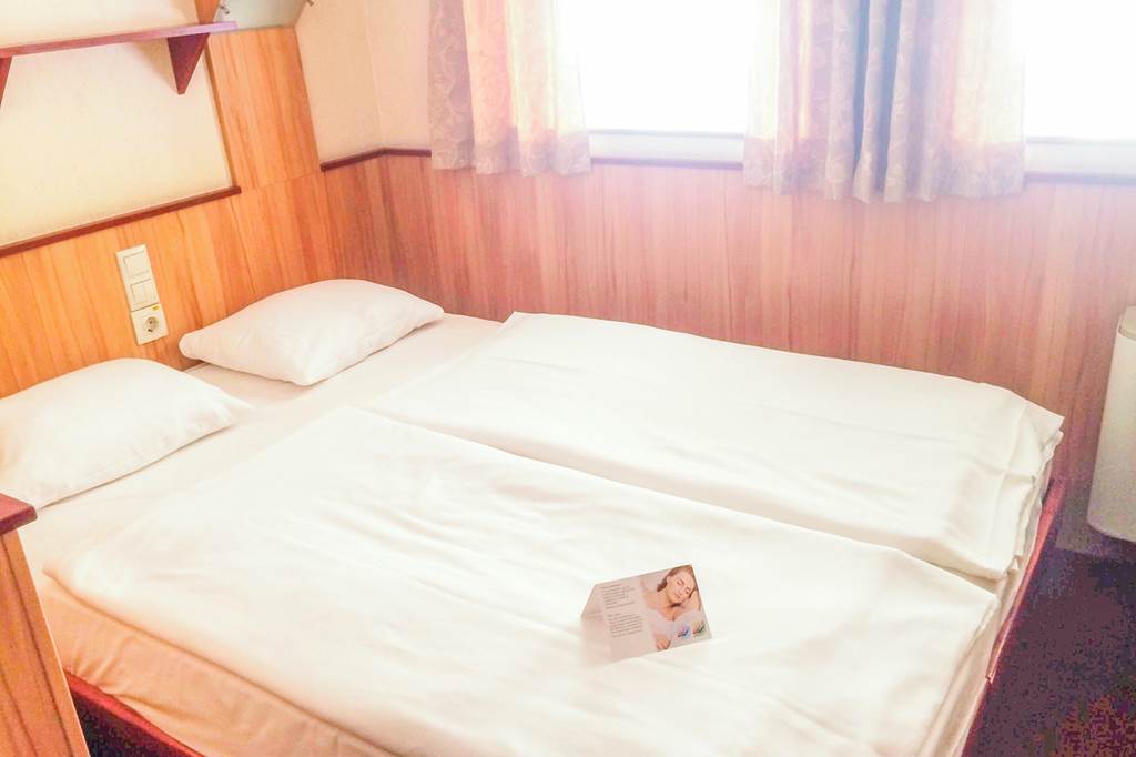 BUD_80851_Fortuna_Boat_Hotel_0719_14.jpg