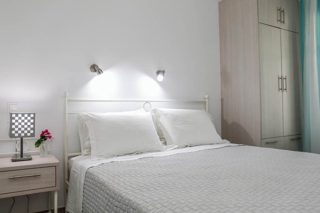 JSI_82438_Magda_Studios_&_Apartments_0821_22.jpg