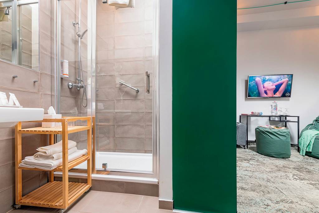 BUD_77203_The_Three_Corners_Hotel_Anna_1119_02.jpg