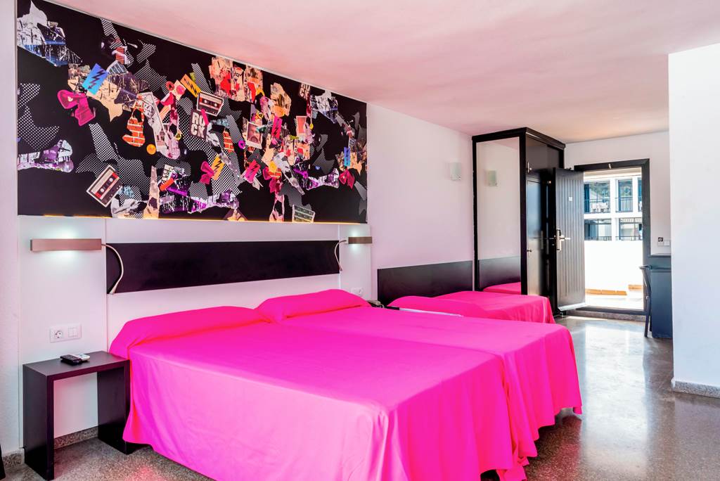 IBZ_70499_Ibiza_Rocks_1122_06.jpg