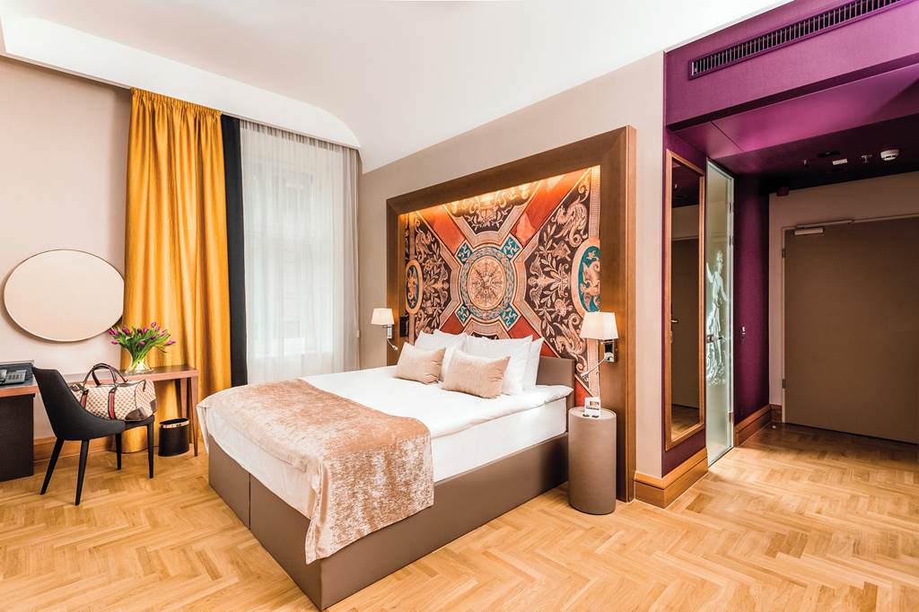 BUD_74259_Hotel_Moments_Budapest_0617_01.jpg