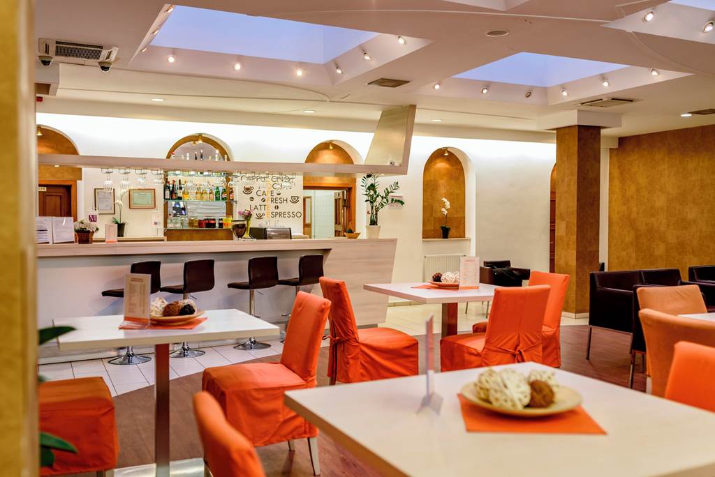 BUD_77202_Star_City_Hotel_1021_12.jpg